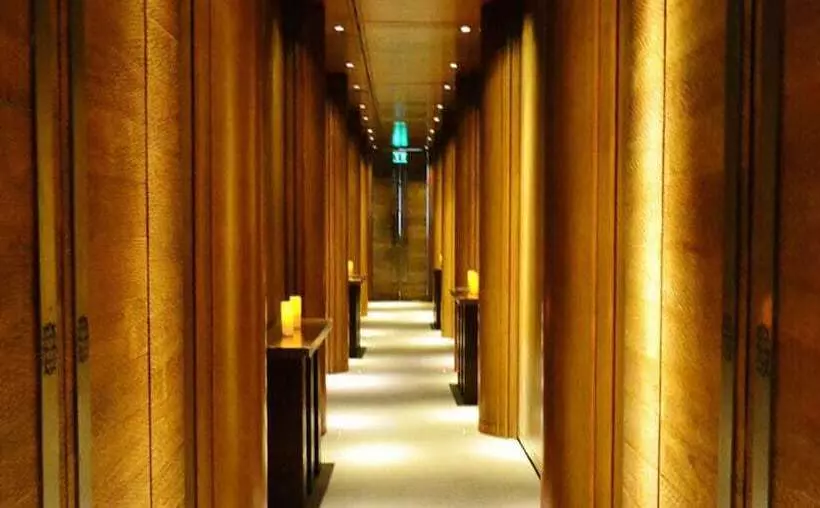 Fotos del hotel The Mirador  Andheri East:  2