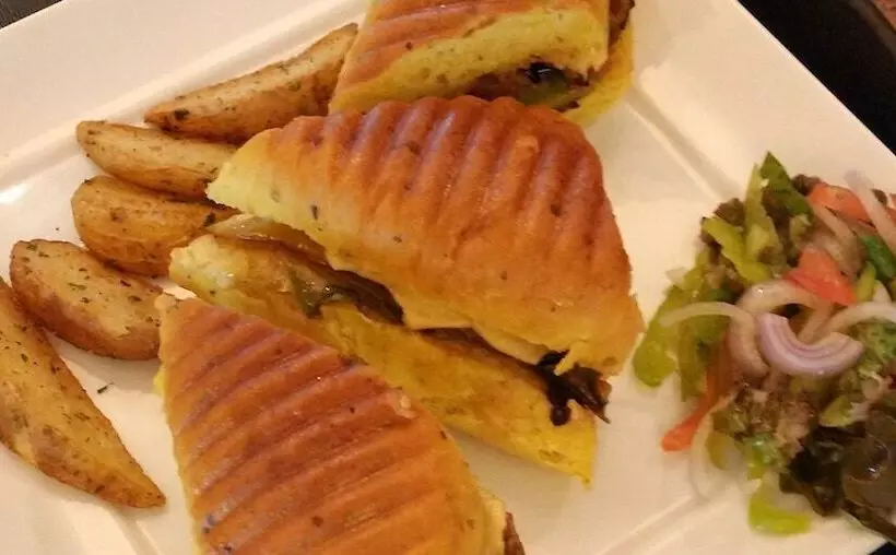 Fotos del hotel The Mirador  Andheri East:  12