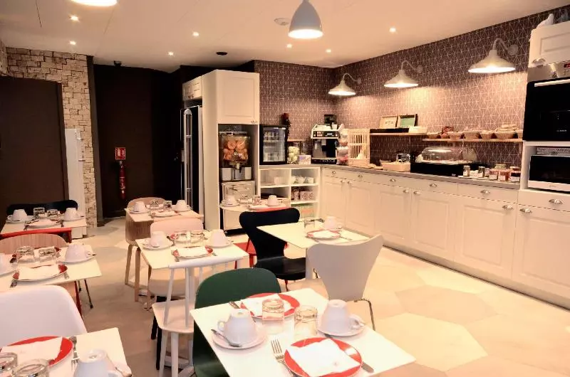 Fotos del hotel Green Hotels Confort Paris 13:  10