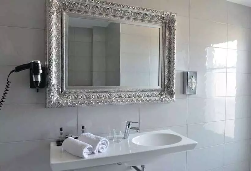 Fotos del hotel La Villa Nice Victor Hugo:  9