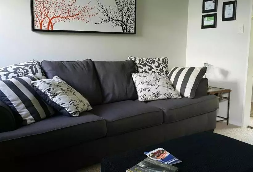 Fotos del hotel Kerry Lodge Bed & Breakfast:  2