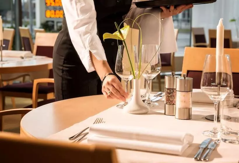 Fotos del hotel Essential By Dorint Berlin-adlershof:  15