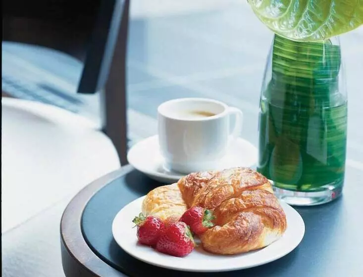 Fotos del hotel Le Germain Hotel Toronto:  14