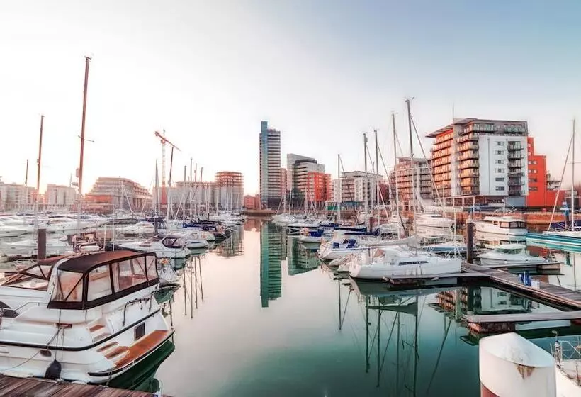 Fotos del hotel Jurys Inn Southampton:  8