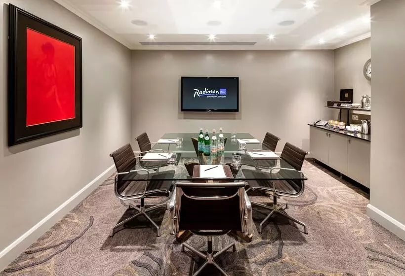 Fotos del hotel Radisson Blu Edwardian Grafton Hotel, London:  12