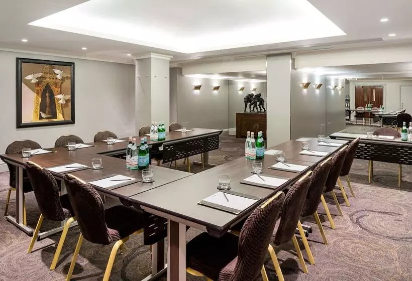 Fotos del hotel Radisson Blu Edwardian Grafton Hotel, London:  10