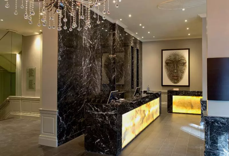 Fotos del hotel Radisson Blu Edwardian Grafton Hotel, London:  7