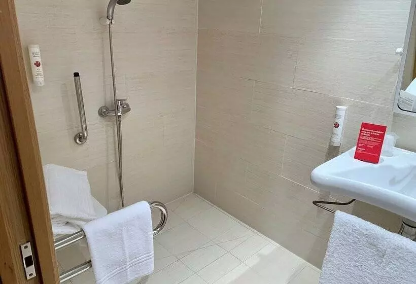 Fotos del hotel Ramada By Wyndham Valencia Almussafes:  20