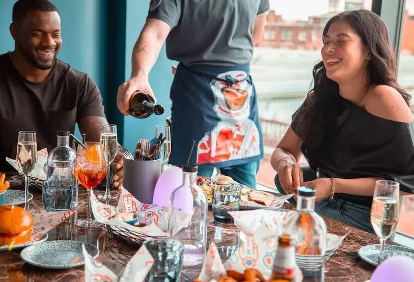 Fotos del hotel Yotel Glasgow:  22