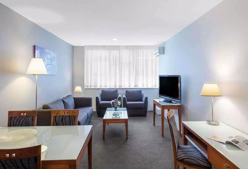 Fotos del hotel Park Regis Griffin Suites:  19