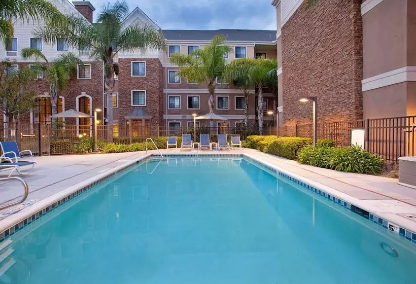 Fotos del hotel Sonesta Es Suites San Diego  Sorrento Mesa:  2