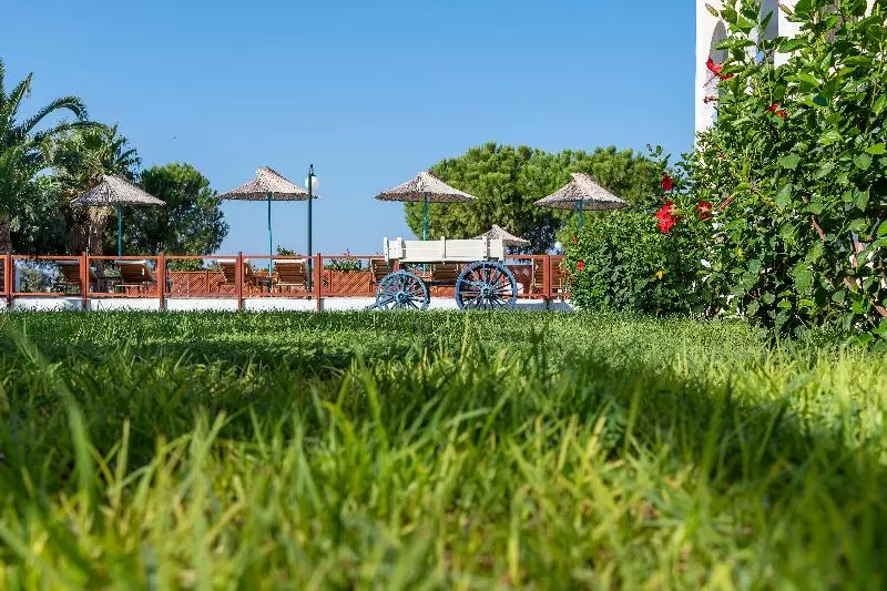 Fotos del hotel Kalimera Mare:  17