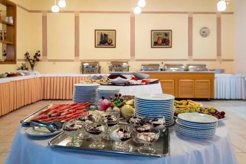 Fotos del hotel Kalimera Mare:  12