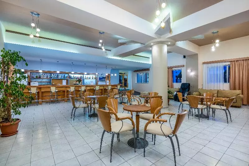 Fotos del hotel Kalimera Mare:  4