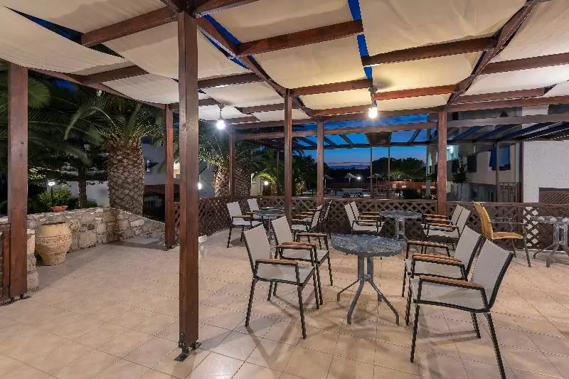 Fotos del hotel Kalimera Mare:  13