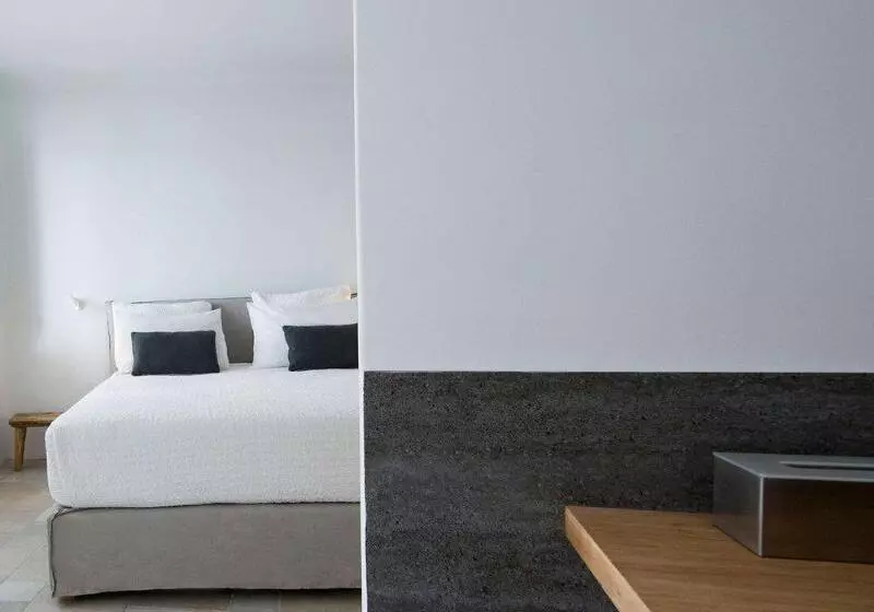 Fotos del hotel Porto Fira Suites:  16