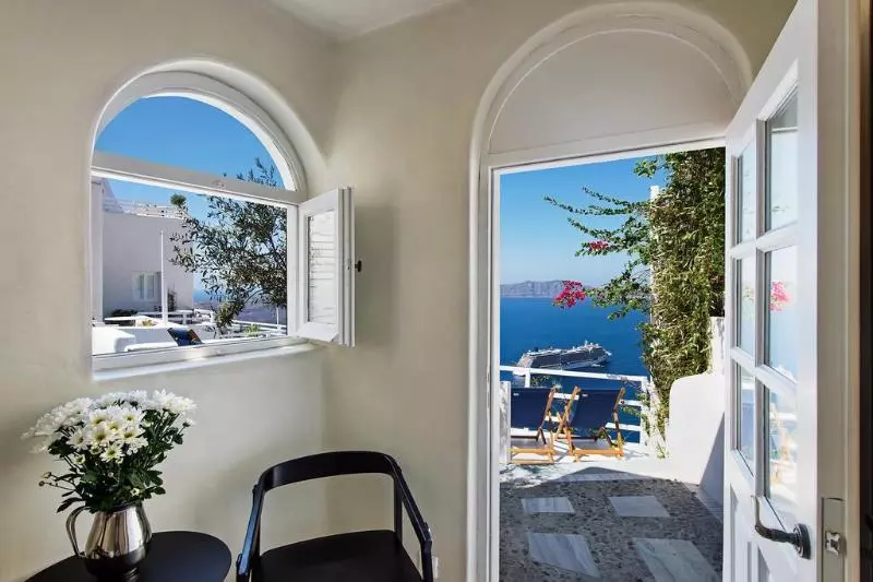 Fotos del hotel Porto Fira Suites:  4