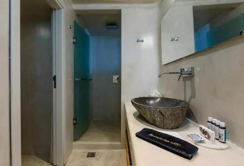 Fotos del hotel Porto Fira Suites:  7