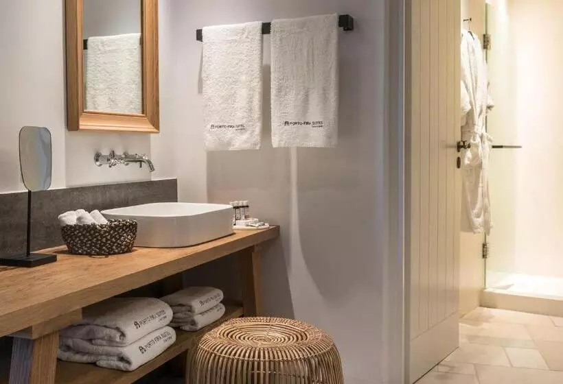 Fotos del hotel Porto Fira Suites:  11