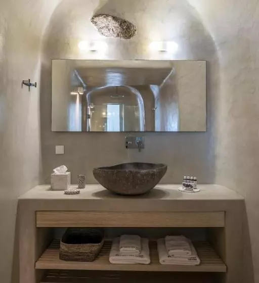 Fotos del hotel Porto Fira Suites:  15