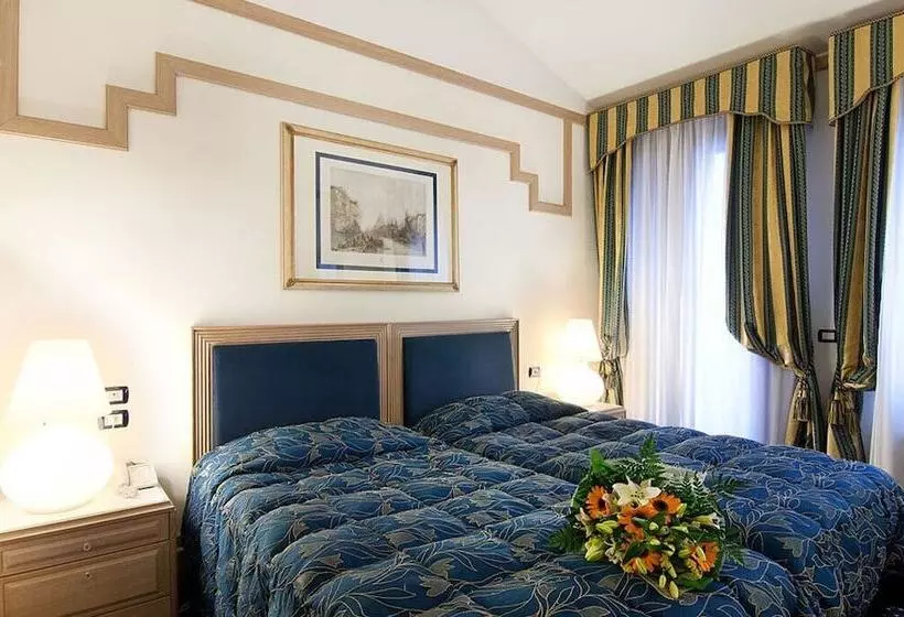 Fotos del hotel Foscari Palace:  22