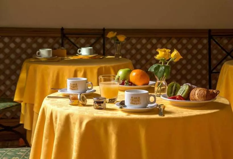 Fotos del hotel Villa Grazioli:  16