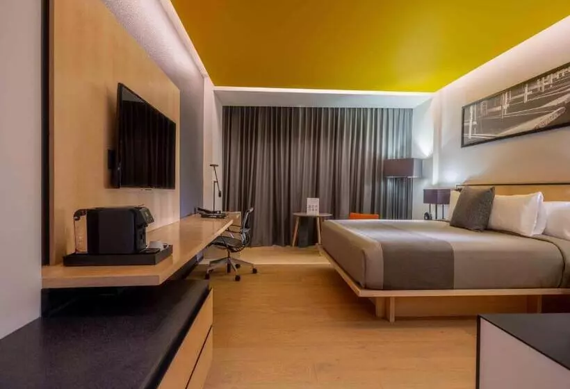 Fotos del hotel Galeria Plaza San Jeronimo:  4