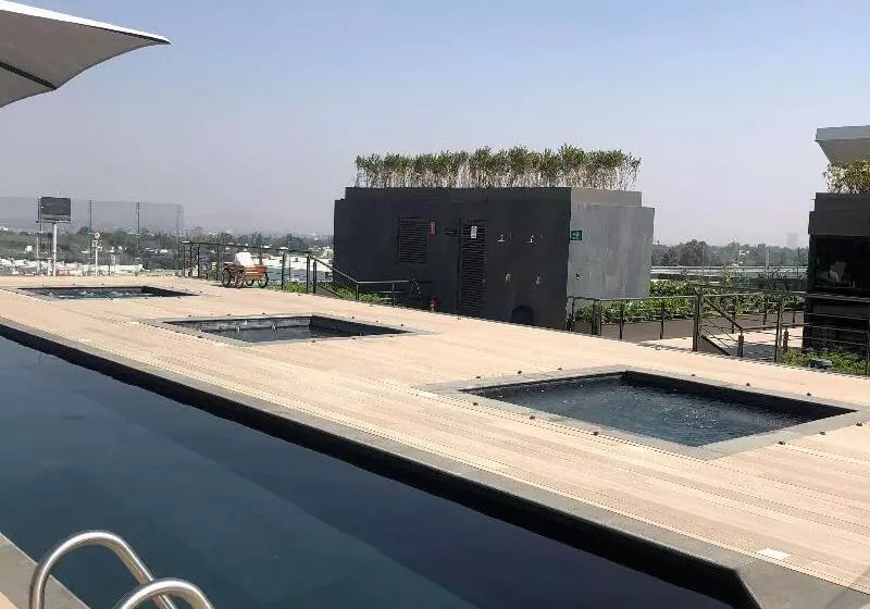 Fotos del hotel Galeria Plaza San Jeronimo:  15