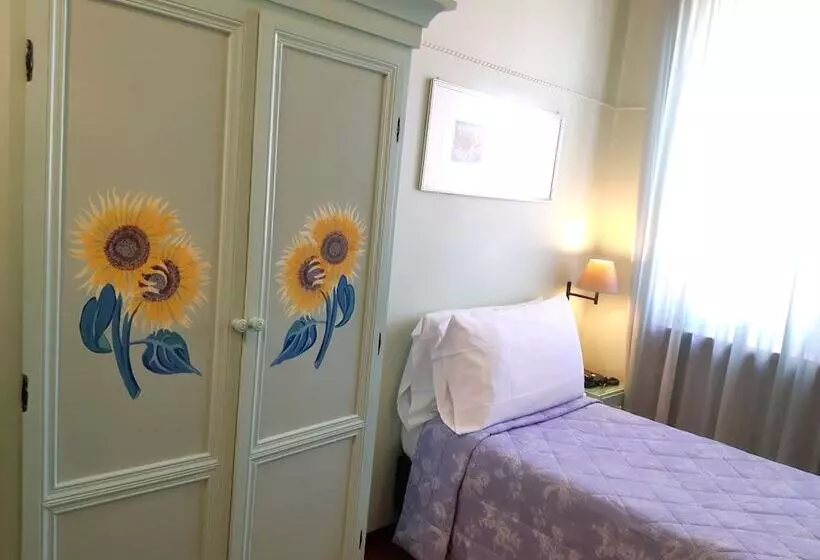 Fotos del hotel Lilium:  6