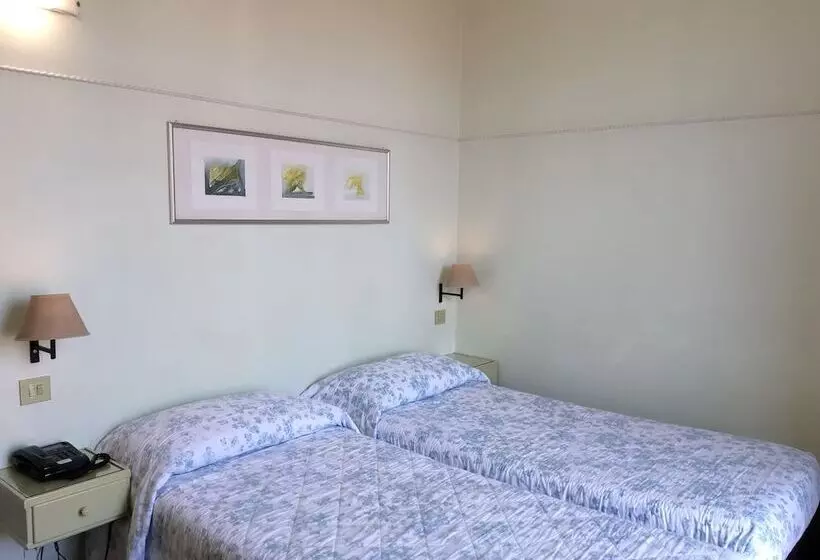 Fotos del hotel Lilium:  16