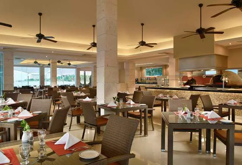 Fotos del hotel Occidental Costa Cancún  All Inclusive:  16