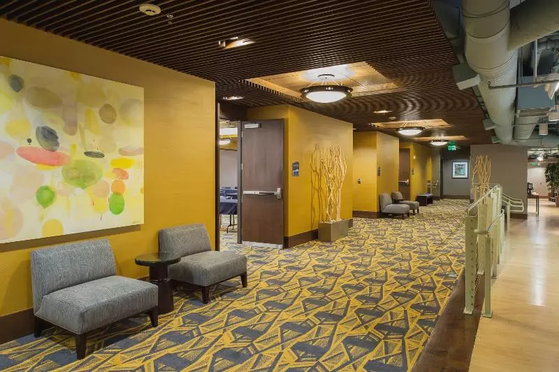 Fotos del hotel Staypineapple, Watertown, University District Seattle:  2