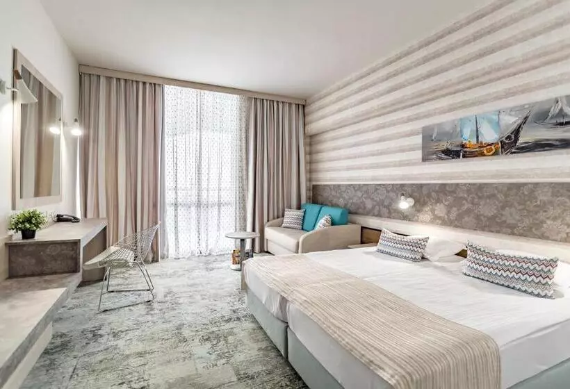 Fotos del hotel Hi Hotels Imperial Resort (former Club Calimera):  15