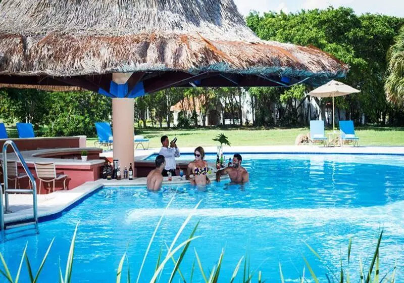 Fotos del hotel Hodelpa Garden Suites:  16