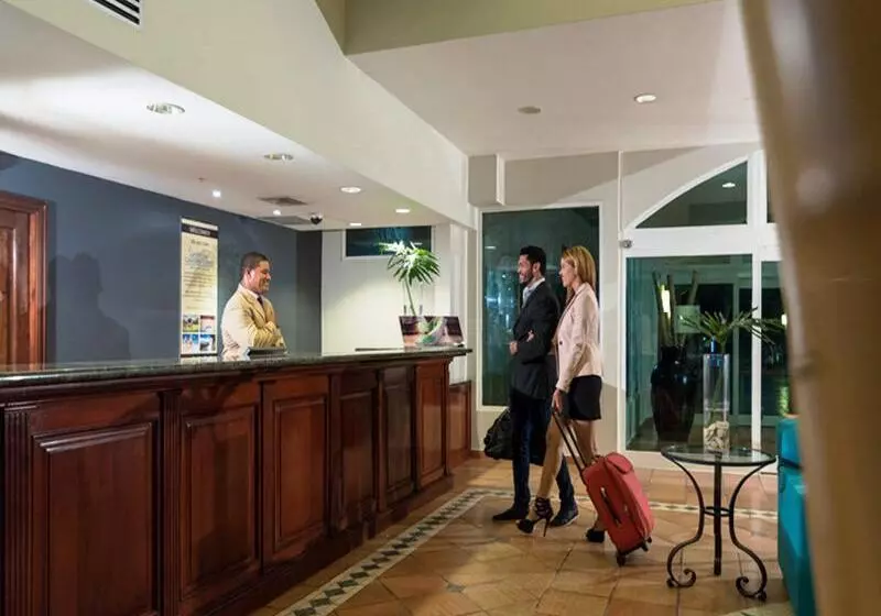 Fotos del hotel Hodelpa Garden Suites:  35