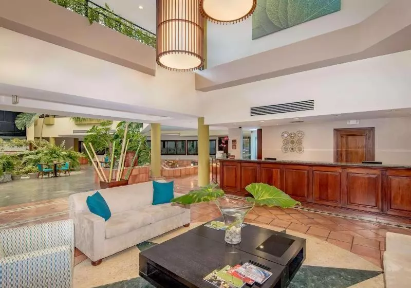 Fotos del hotel Hodelpa Garden Suites:  31