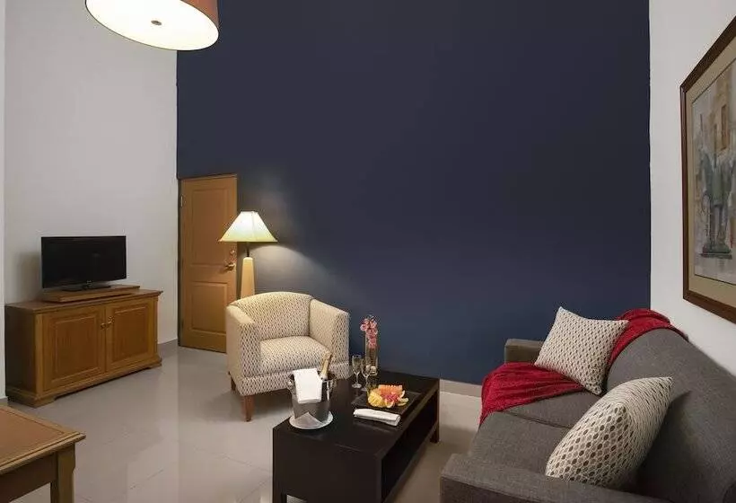 Fotos del hotel Hodelpa Garden Suites:  32