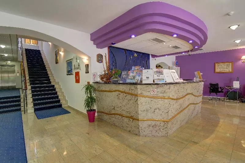 Fotos del hotel Komodor:  2