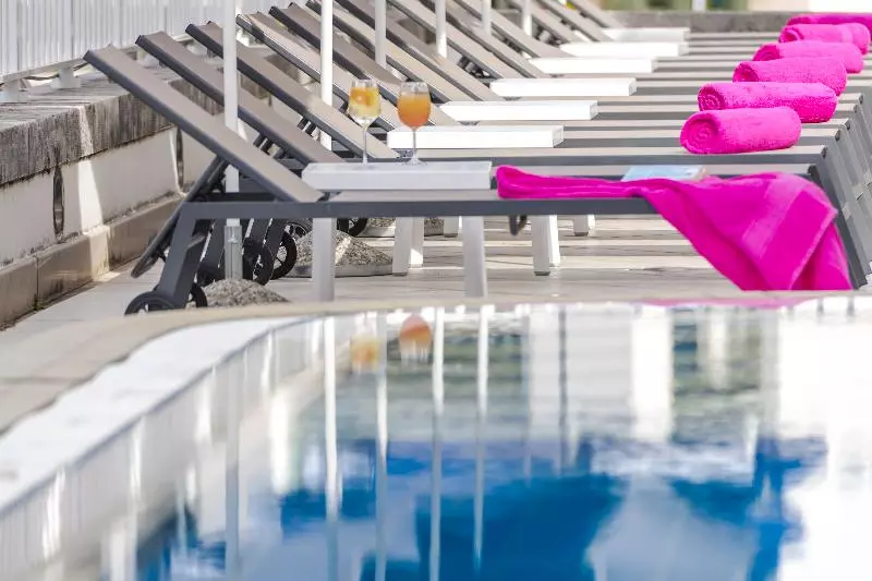 Fotos del hotel Komodor:  11