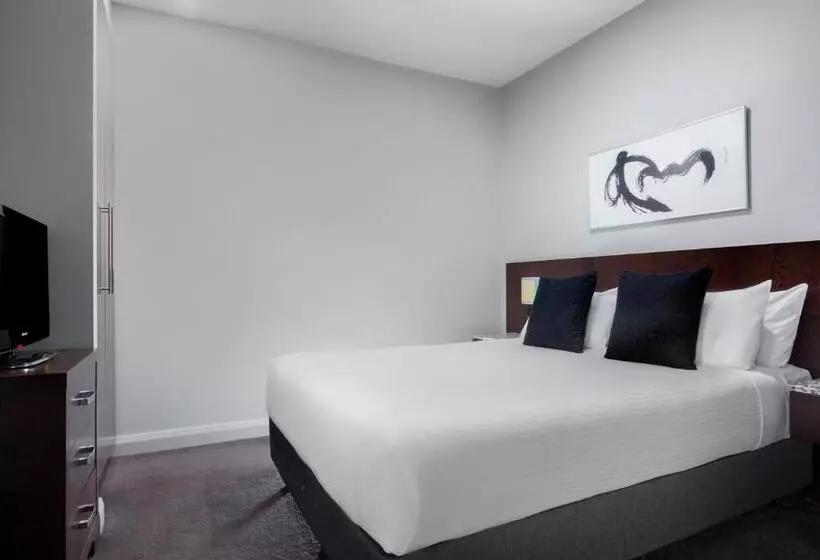 Mantra Hindmarsh Square