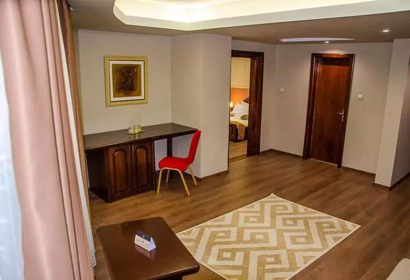 Fotos del hotel New Royal:  23