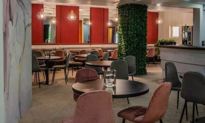 Fotos del hotel New Royal:  13