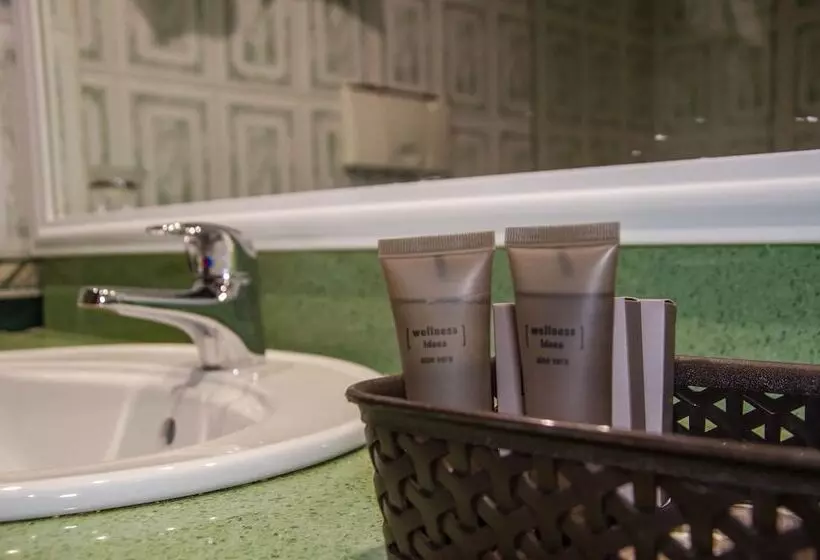 Fotos del hotel New Royal:  18