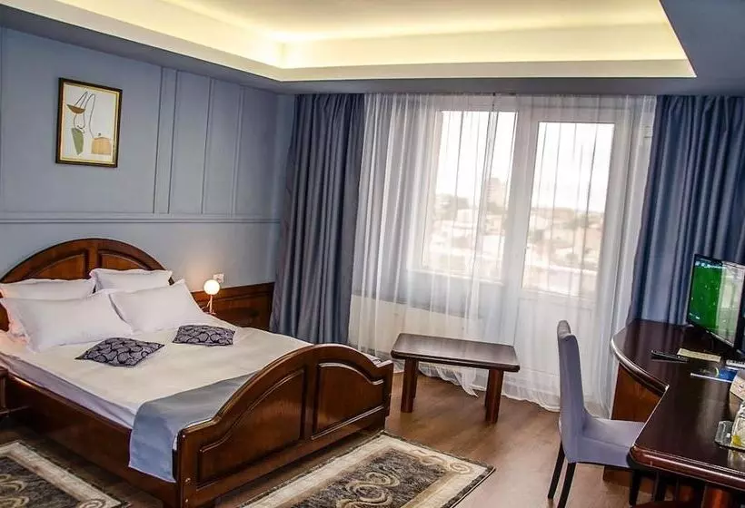 Fotos del hotel New Royal:  20