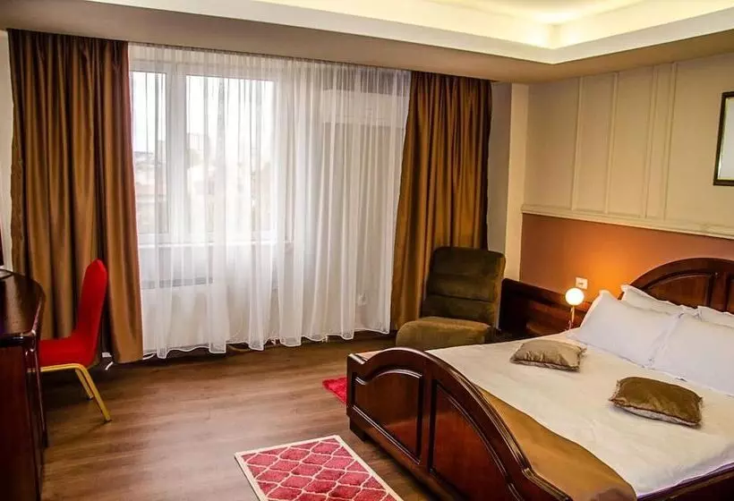 Fotos del hotel New Royal:  10