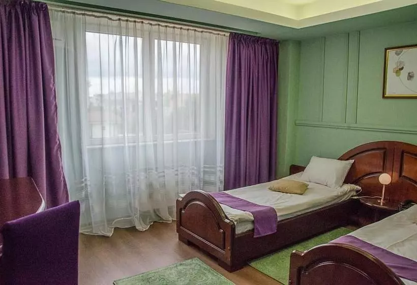 Fotos del hotel New Royal:  21