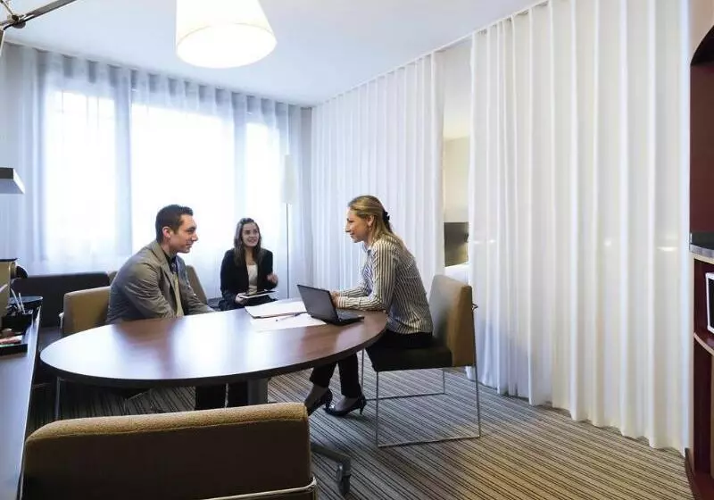 Fotos del hotel Novotel Suites Paris Montreuil Vincennes:  16