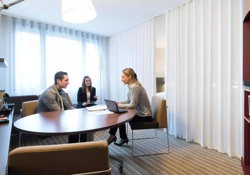 Fotos del hotel Novotel Suites Paris Montreuil Vincennes:  25