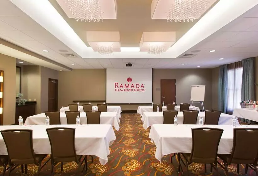 Fotos del hotel Ramada Plaza Resort & Suites By Wyndham Orlando Intl Drive:  14