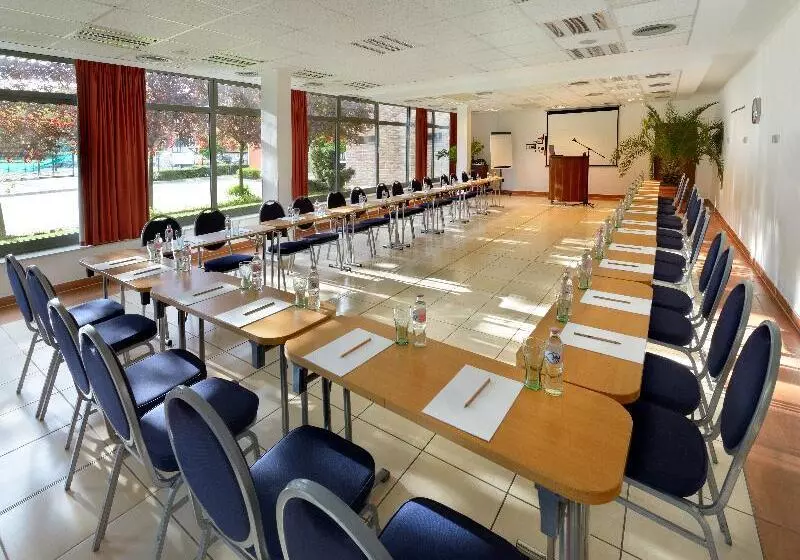 Fotos del hotel Holiday Beach Budapest Wellness  With Sauna Park:  20